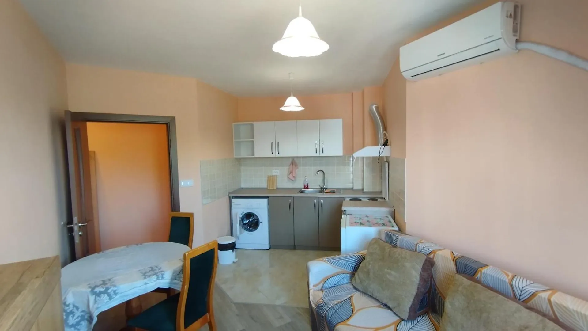 City Stay In Varna 2 0*,  Bulgaristan